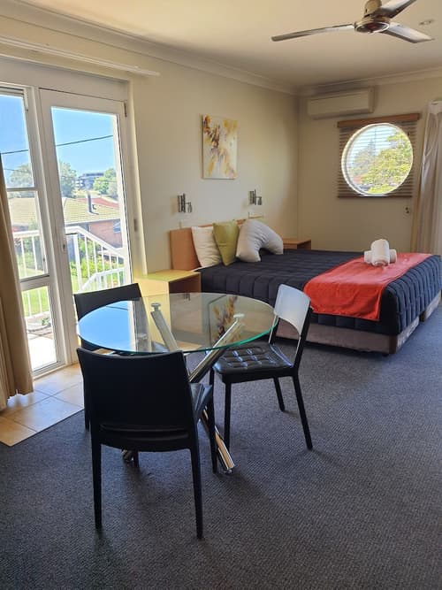 Aston Hill Motor Lodge