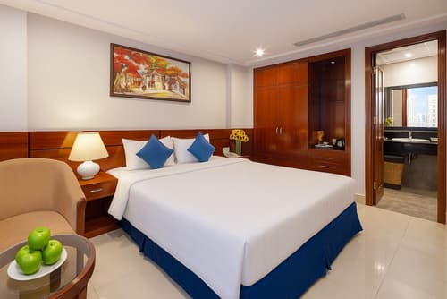 White Lotus Hotel Saigon