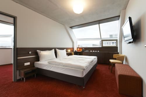 Simm’s Hotel – the cityhotel next to Metro U3, Room