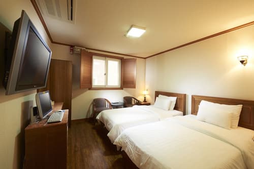 Noble Tourist Hotel Insadong