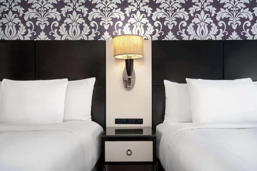 Best Western Premier Herald Square, Room