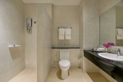 Chainarai Riverside, Room