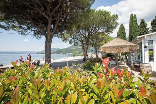 Margherita Near Lake - Family Friendly
