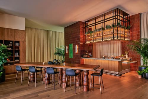 HOLLYWOOD VOLUME, a Tribute Portfolio Hotel, Lobby