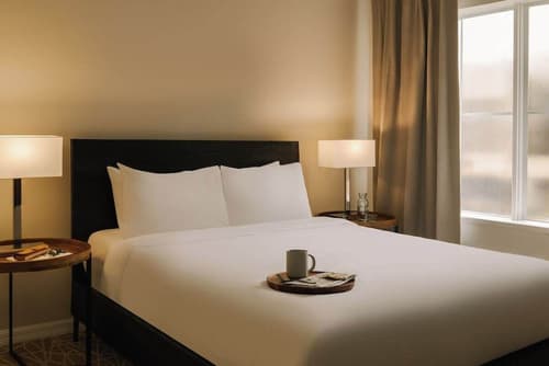 The Point by Edge, Room