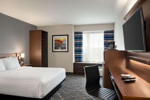 Microtel Inn & Suites by Wyndham Antigonish, Room