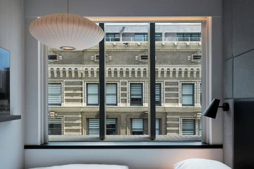 citizenM Los Angeles Downtown