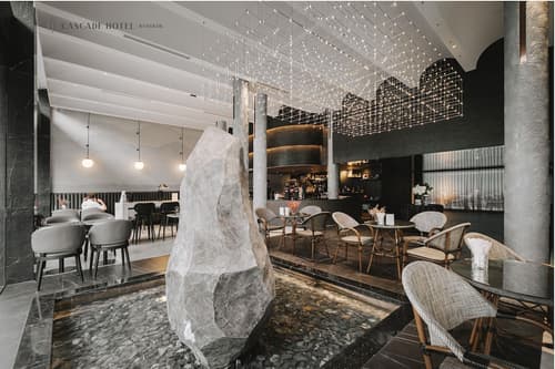 Cascade Hotel Bangkok, Lobby lounge