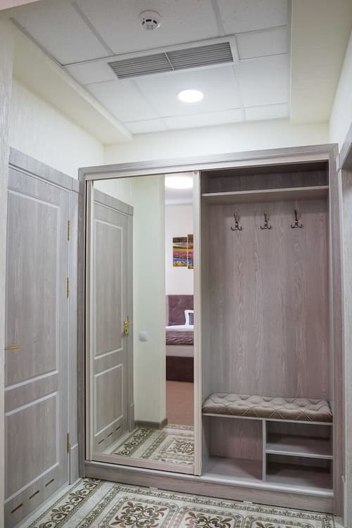Level Hotel