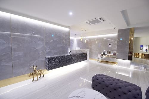 Den Basta Signature Hotel, Lobby