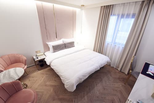 Den Basta Signature Hotel, Room