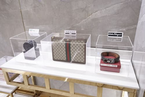 Den Basta Signature Hotel, Lobby