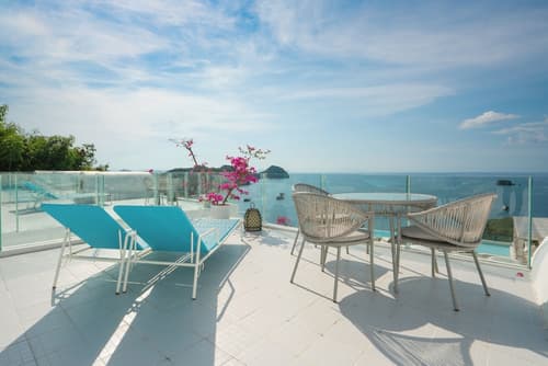 Loccal Collection Hotel, Terrace/patio