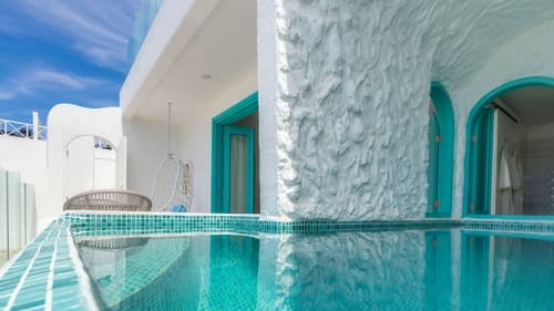 Loccal Collection Hotel