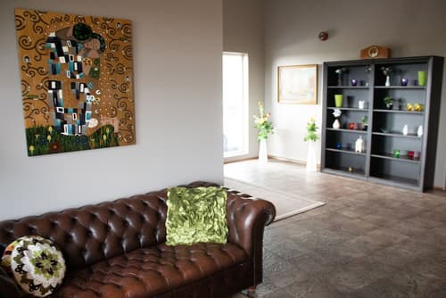 Hótel Kvika, Reception