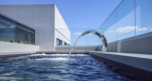 ONOMA Hotel, Rooftop pool