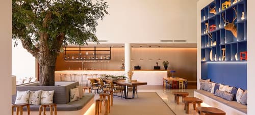 Octant Evora, Lobby sitting area