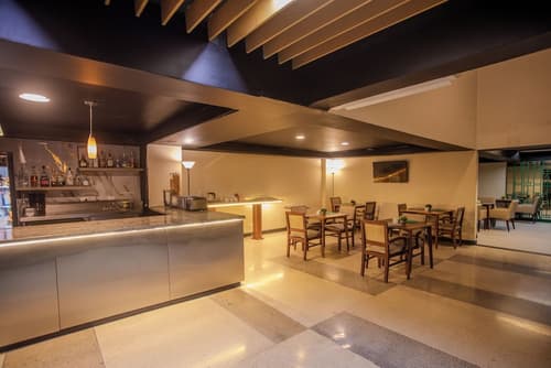 Urban Green Hotel & Suites