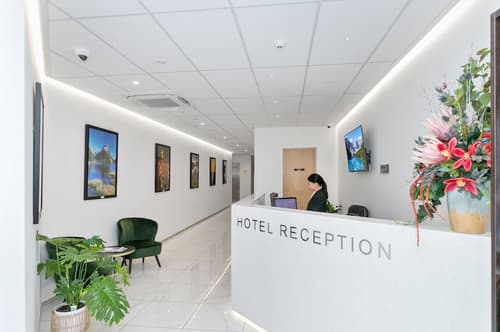 Christchurch City Hotel, Reception