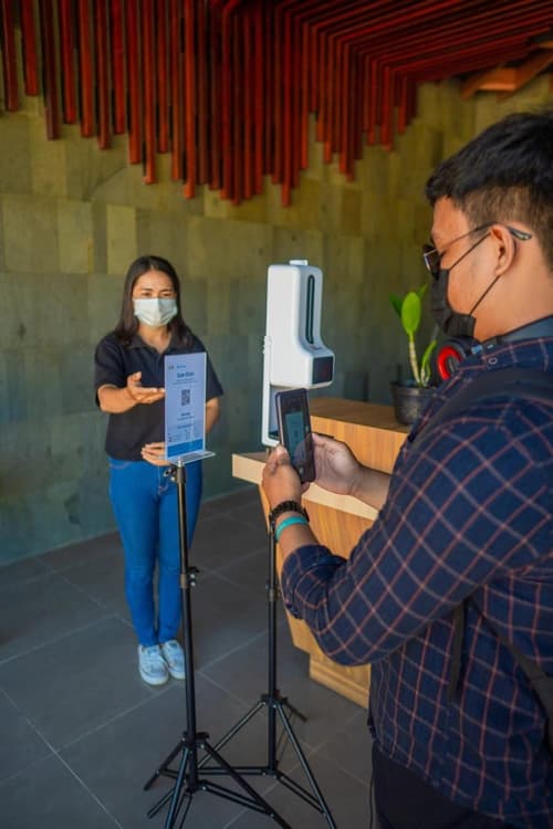 Royal Regantris Trawangan, Miscellaneous