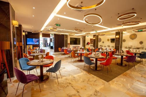 Hôtel Fleur de Lys Point E, Primary image