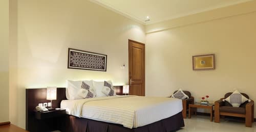 Kertanegara Premium Guest House