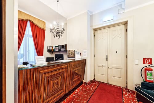 Hotel Pension Baron am Schottentor, Reception