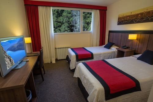 Huinid Pioneros Hotel