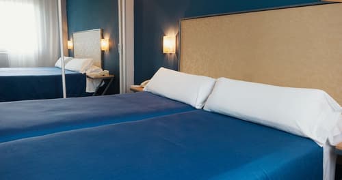 Apartamentos Vértice Sevilla Aljarafe, Room