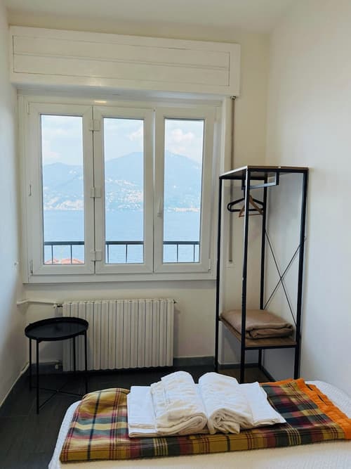 Lake Como Hostel, Room