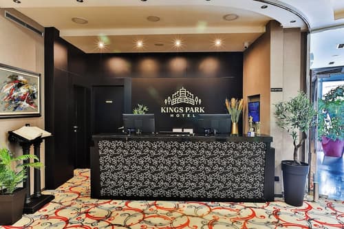 Kings Park Hotel, Reception
