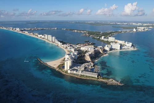 Aloft Cancun, Primary image