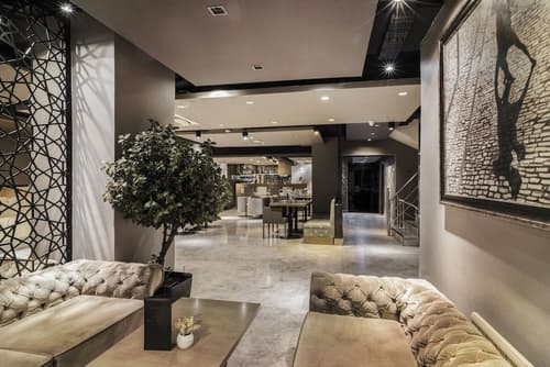 AHC Grand Bazaar Hotel, Lobby lounge