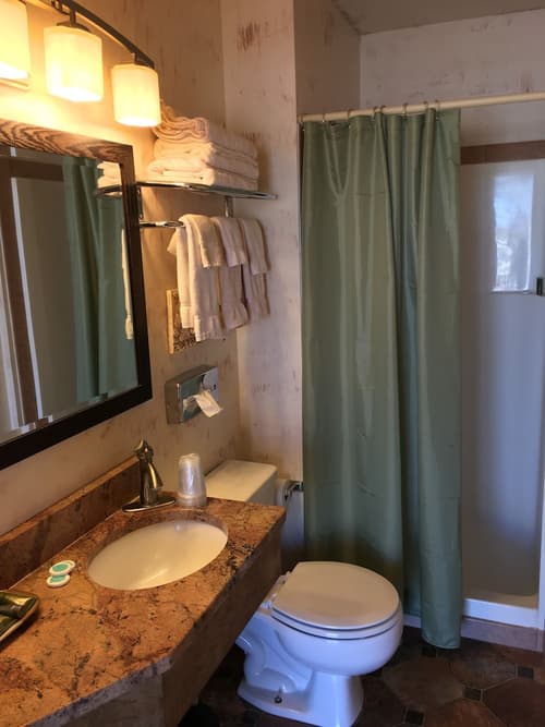 The Riverside Ranch RV Park, Motel & Campground