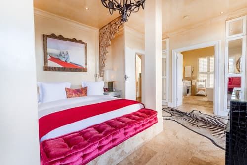 Birkenhead House, Room