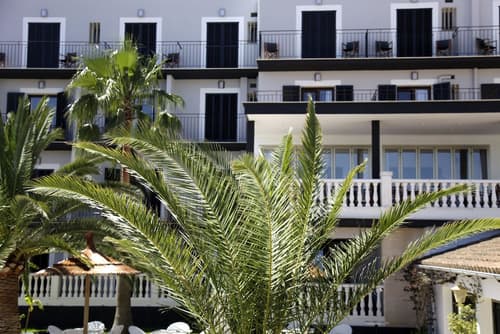 Hotel Navia Santa Ponsa, Front of property