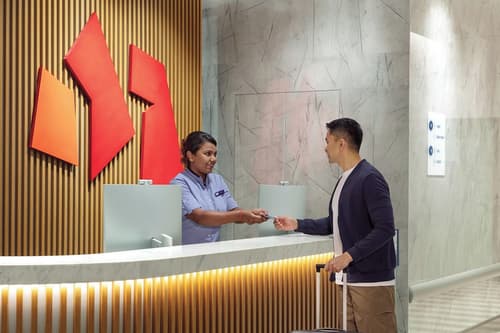 Holiday Inn Express Singapore Orchard Road by IHG, Check-in/check-out kiosk