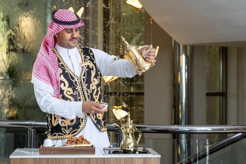 Madareem Hotel, Reception