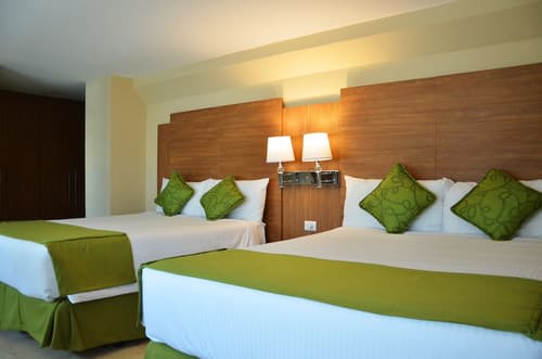 Hotel Suites Ambassador, Room