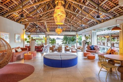 Zilwa Attitude, Lobby sitting area