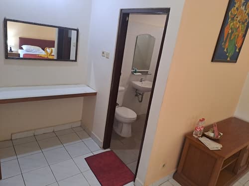 Lovina Beach Hotel, Room