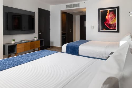 Wyndham Guayaquil Puerto Santa Ana