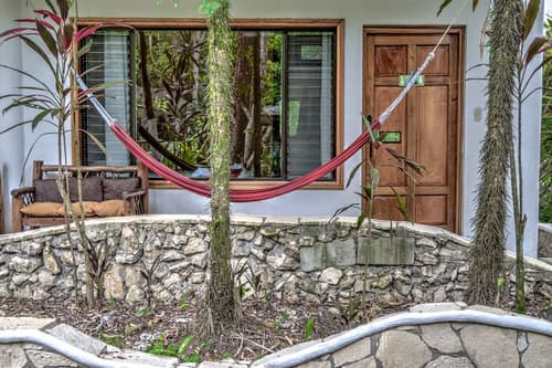 Hotel Jaguar Inn Tikal