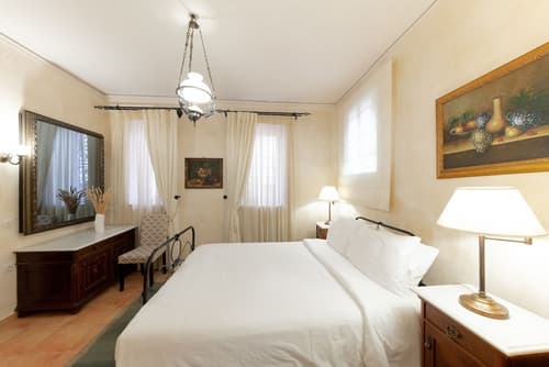 Nafsimedon Hotel, Room