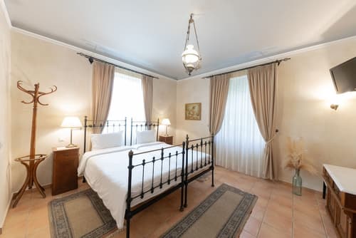 Nafsimedon Hotel, Room