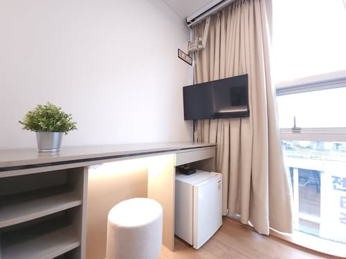 OYO Hostel Myeongdong 2