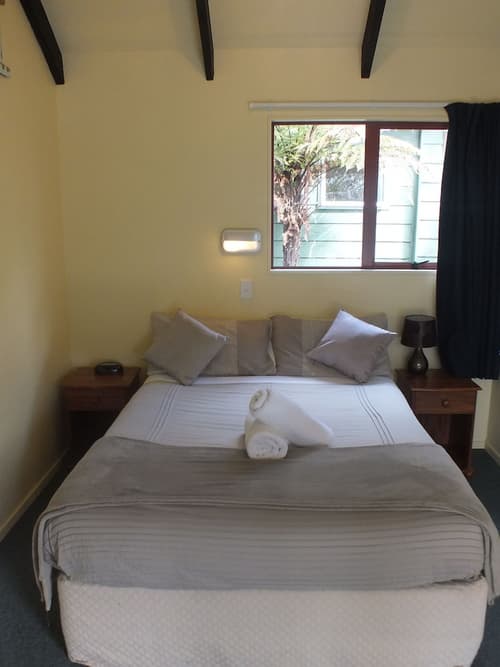 Glow Worm Accommodation - Hostel, Room