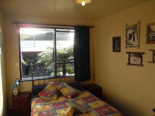 Glow Worm Accommodation - Hostel, Room