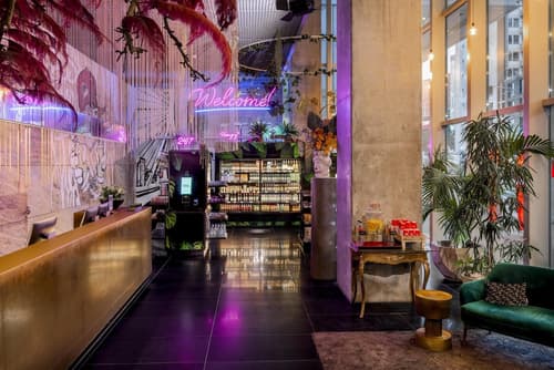 nhow Rotterdam Hotel, Lobby