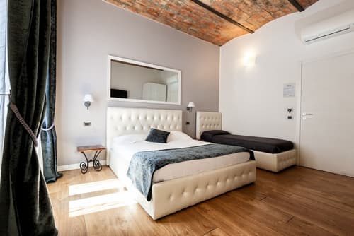 Casa Bolognetti, Room